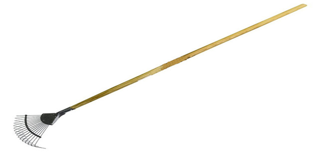 Ash Handle Leaf Rake